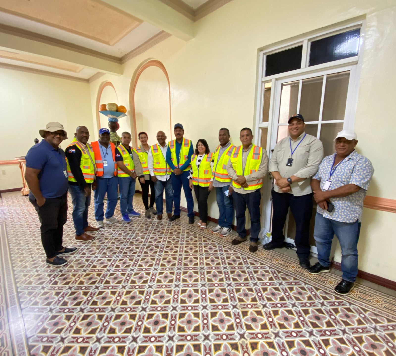 Gabinete Operativo del Ayuntamiento en las calles; realiza levantamiento daños por lluvias en ciudad San Cristóbal